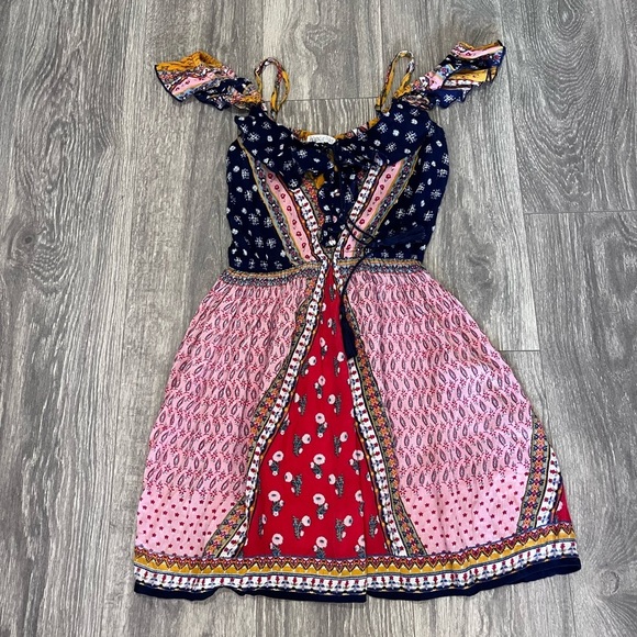 Boho Patchwork Mini Dress XS/S — Patriots of Peace - Picture 6 of 7